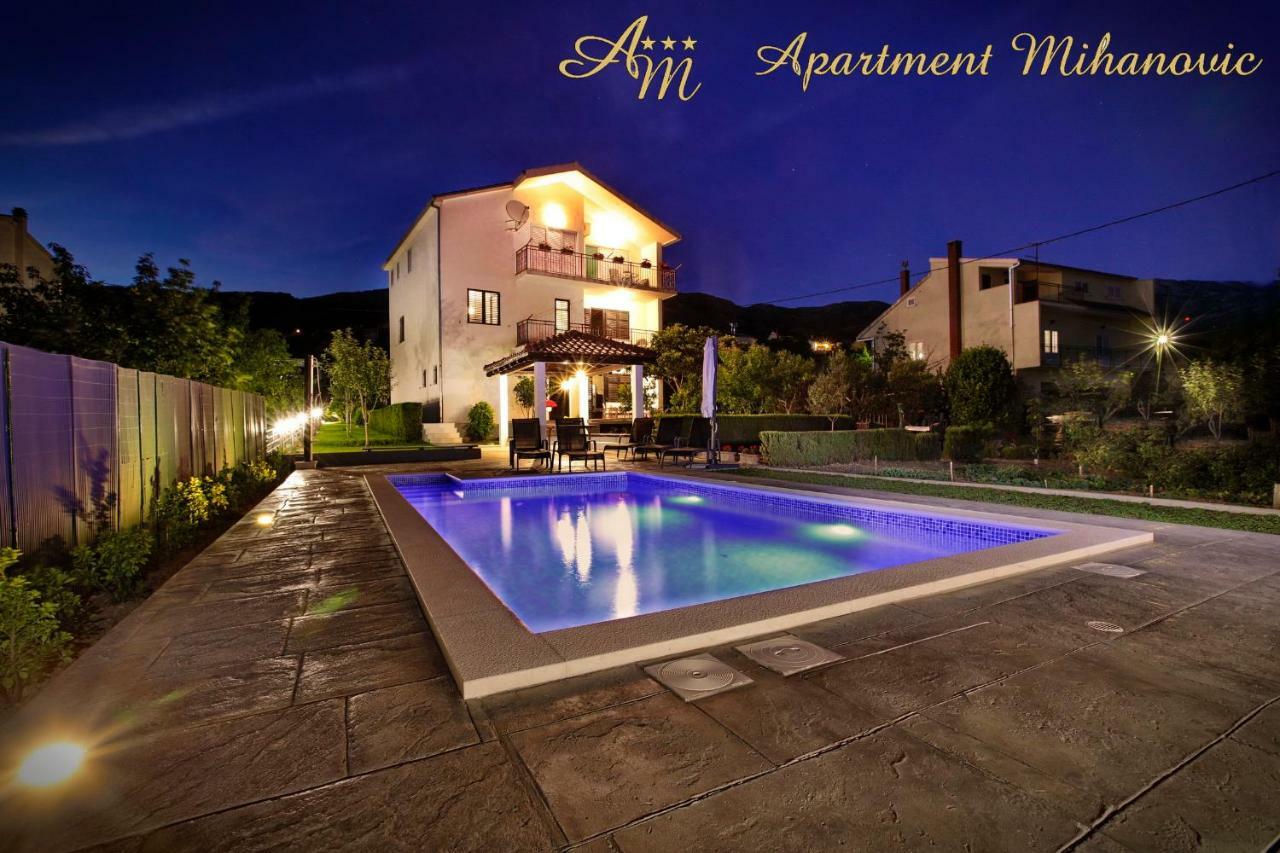Apartment Mihanovic Žrnovnica Exterior foto